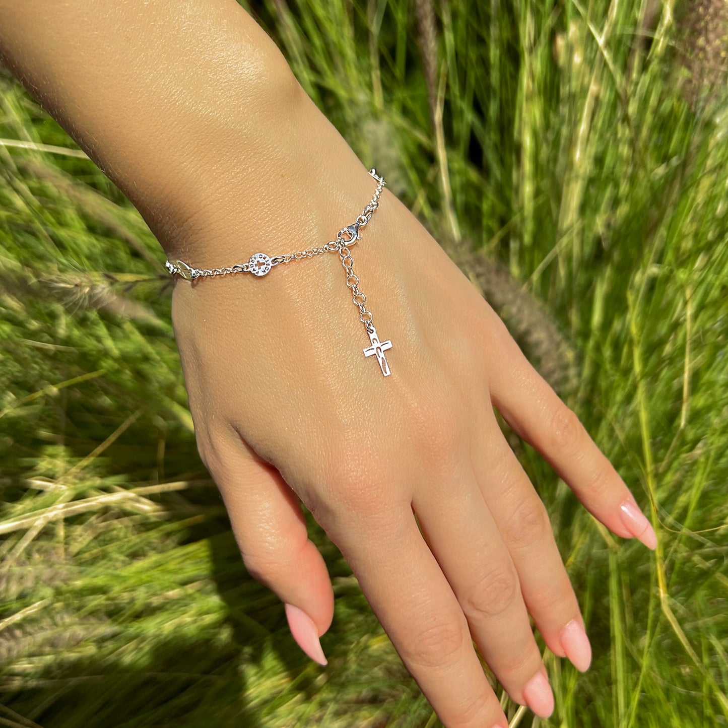Religious Chain Link Bracelet with Dangle Cross Charm and Cut Out Padre Nostro Design