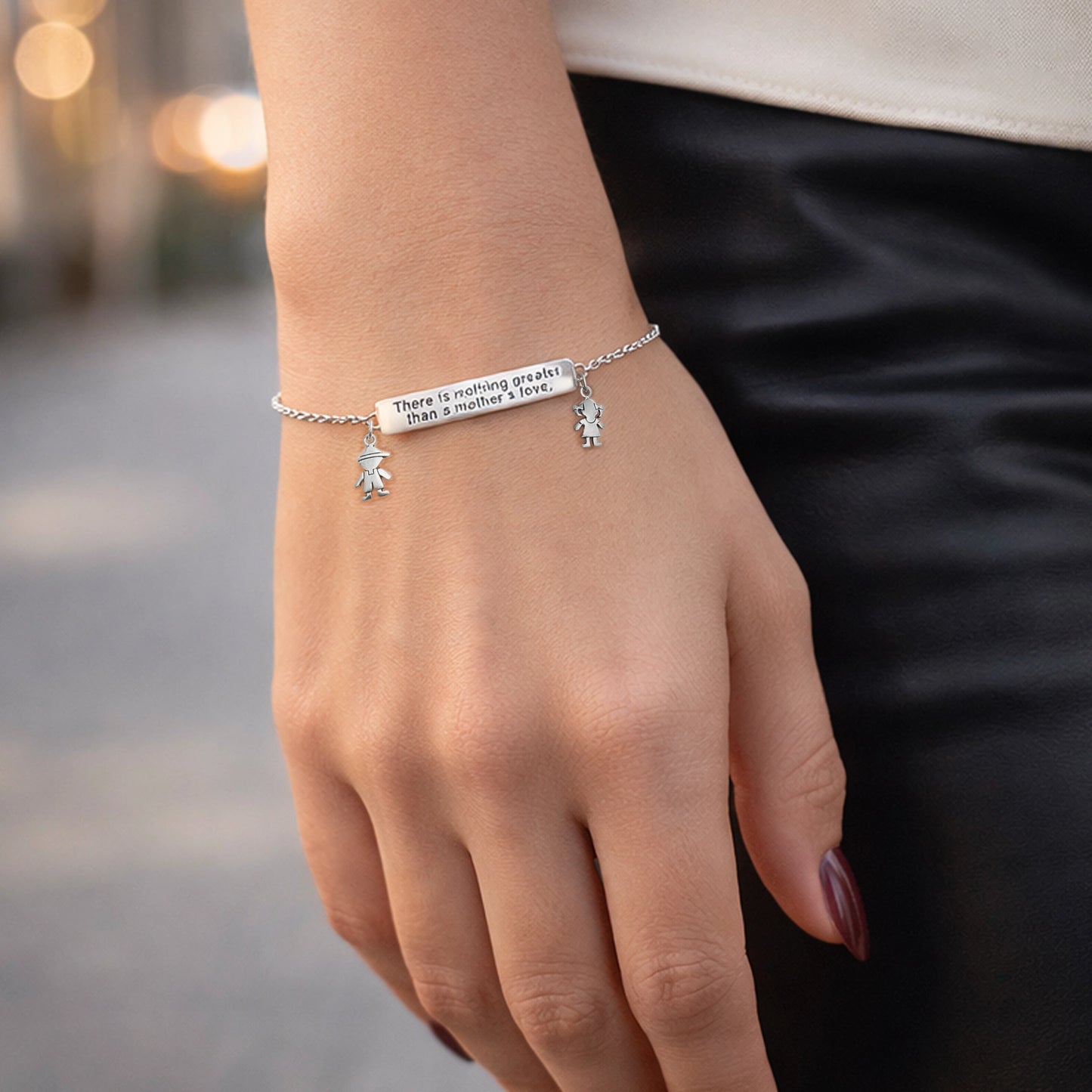 Pulsera con mensaje grabado para mamá