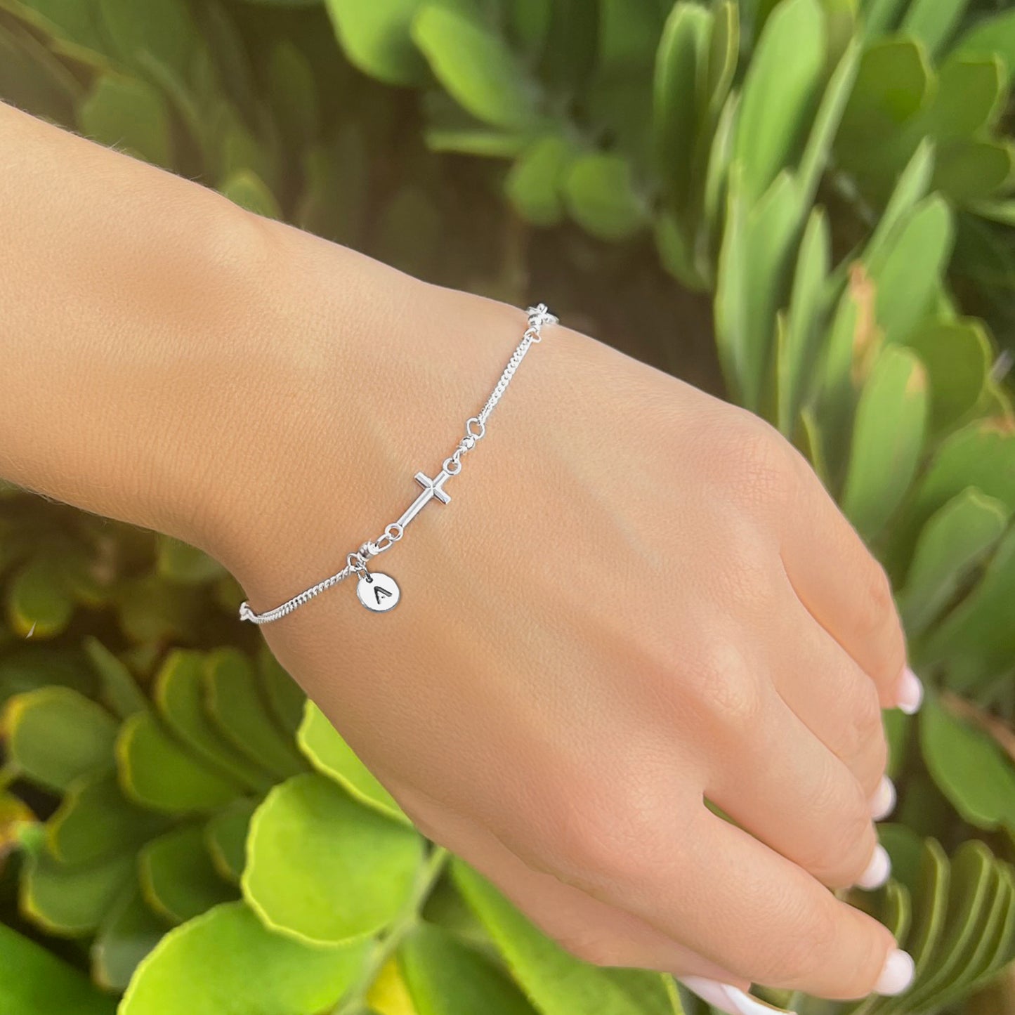 Virgin Mary Tiny Rosary Bracelet