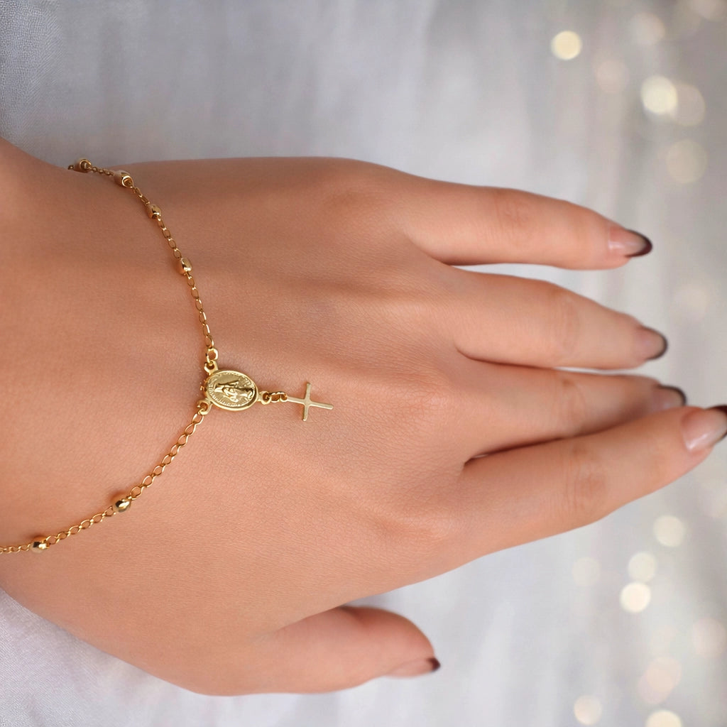 Pulsera delicada de rosario bañada en oro de 18 quilates