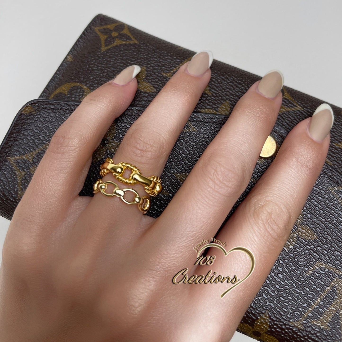 Adjustable Chain Link Ring in Gold Tone