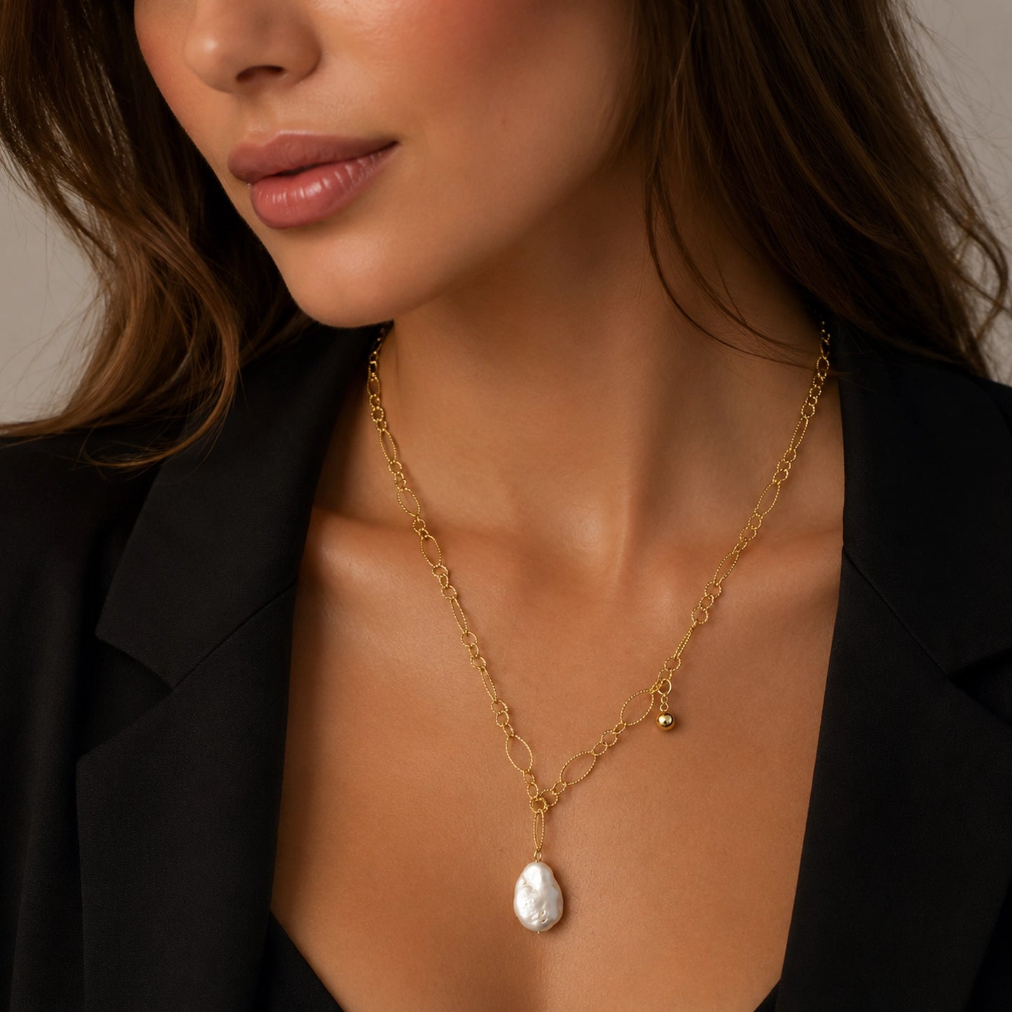 Gold Wire Chain Necklace with Baroque Pearl Charm