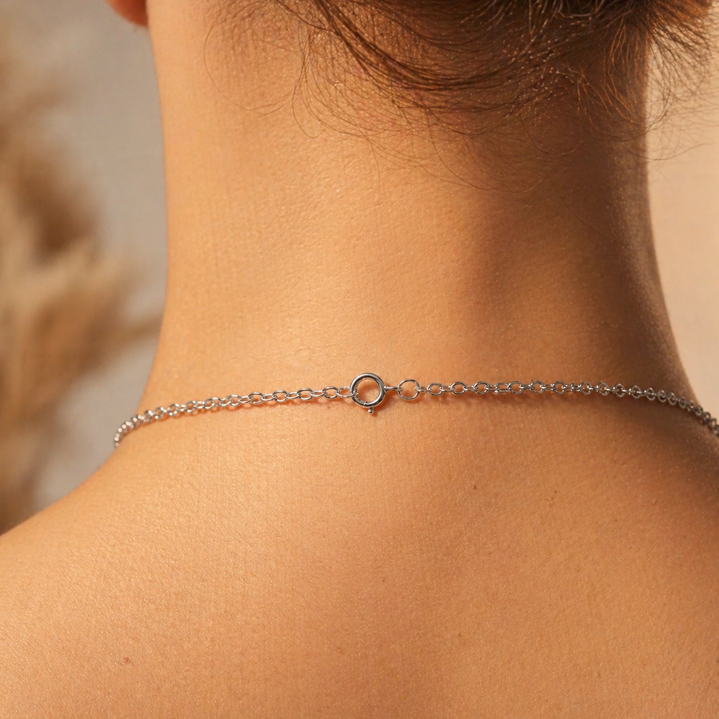 Collar con colgante reversible grabado con oración de la serenidad