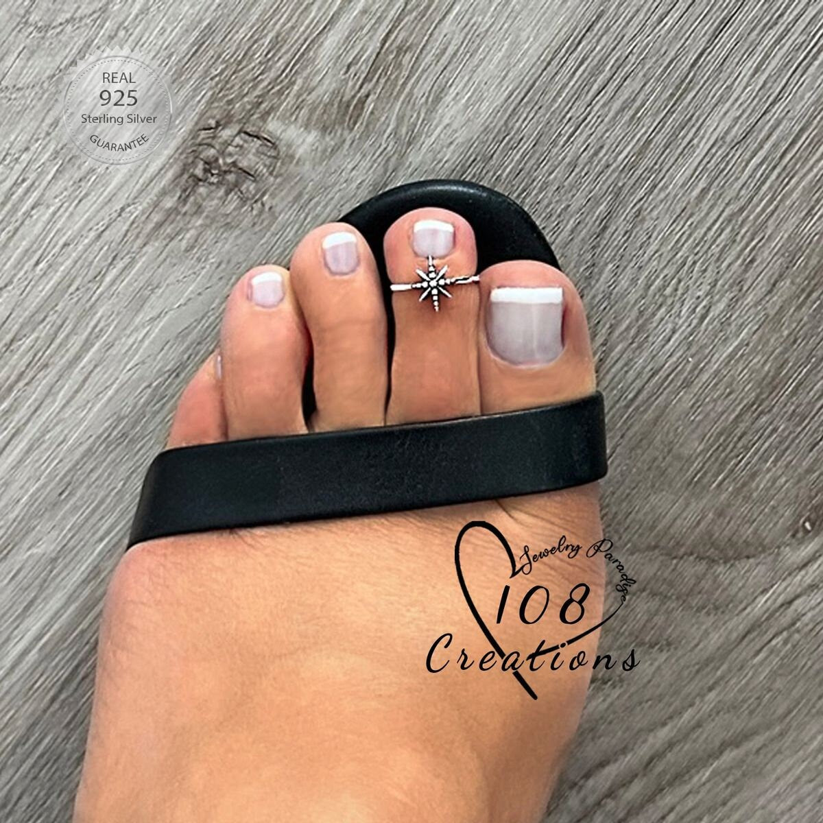Shining Star Toe Rin in Sterling Silver